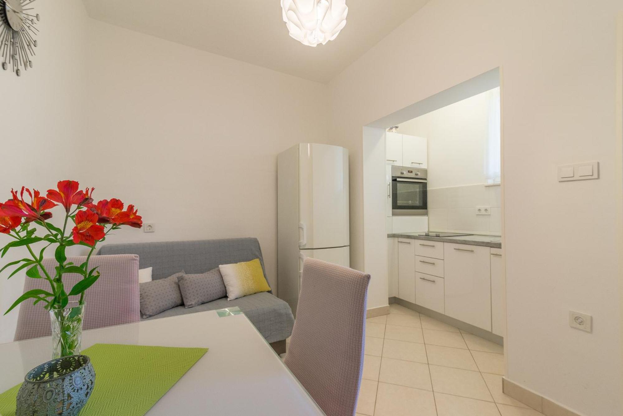 Apartments Tolic Biograd Na Moru Exterior photo